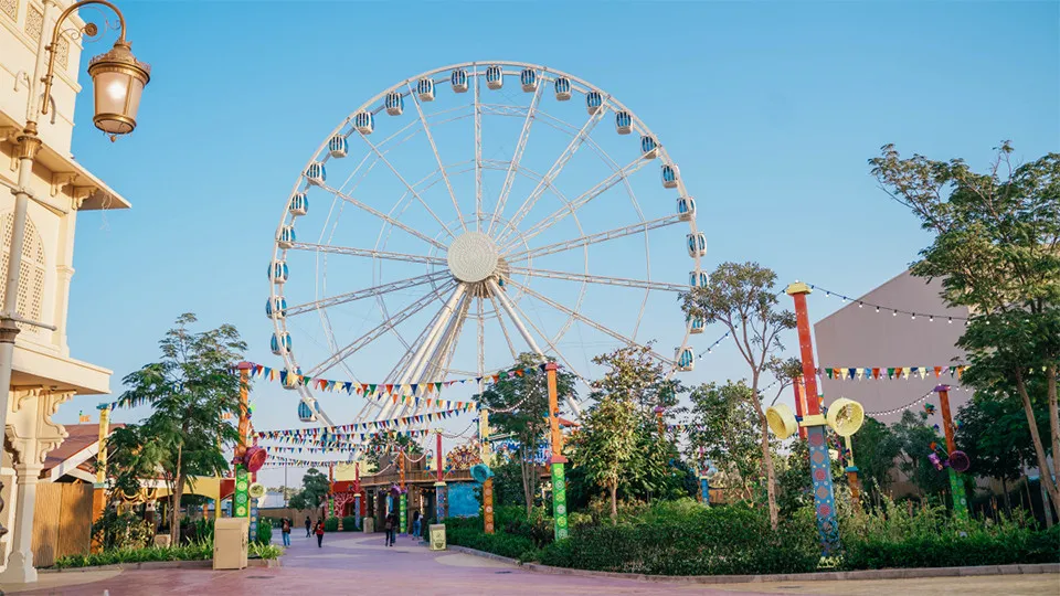 Парки и курорты Дубая &#8211; Motiongate, Legoland &amp; Bollywood Parks Dubai - Image 1